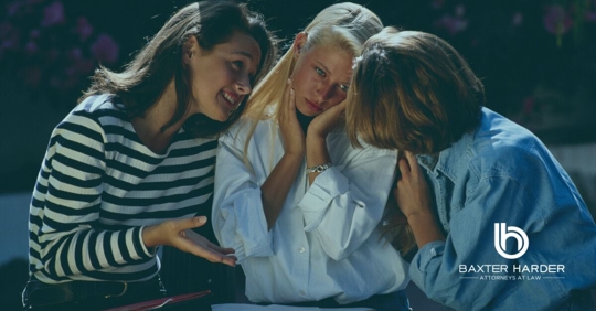 girls discussing marriage - divorce